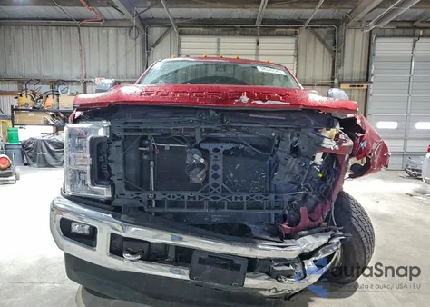 2017 Ford F250 Super Duty z USA, uszkodzony, nr VIN 1FT7W2B63HEB17421